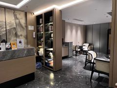 -雲宜贵宾舍酒店(深圳龙东地铁站店)