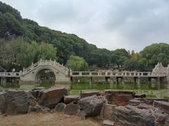 -灵岩山风景区