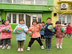 -小脚丫幼儿园(西二旗东一路校区)