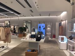 -ZARA(大上海时代广场店)
