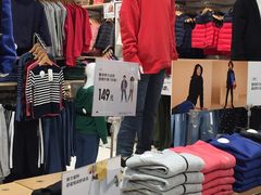 -优衣库(上海金桥国际商业广场店)