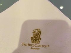 -深圳星河丽思卡尔顿酒店
