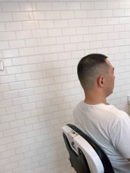 -韦恩先生Barbershop英式男士理发馆