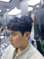 -米可造型烫发染发
