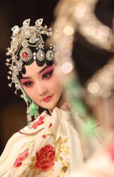 -华韵京剧摄影(洋桥角门东店)