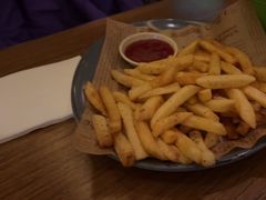-MARU玛露音乐餐厅(大学路店)