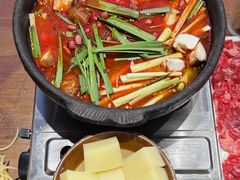 -黔有有贵州酸汤夺夺粉火锅(五味十字店)