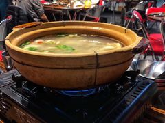 -蚝堡海鲜·威海菜·海肠捞饭·烧烤·亚洲吃蚝公司(幸福门店)