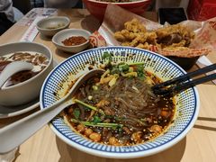 -遇见小面(东方宝泰店)