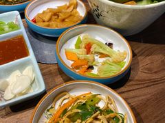 -明洞阿姨·韩式酱蟹烤肉·创意料理(三元桥店)