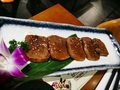 厚切牛舌-魔丼屋(日月光店)