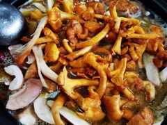 -菌之家·专业纯野生菌火锅·特色炒菌