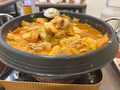 -豚妈妈汤饭·部队锅(南京东路店)