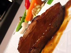 碳烧黑豚肉佐黑椒汁-T館·花园艺术餐厅