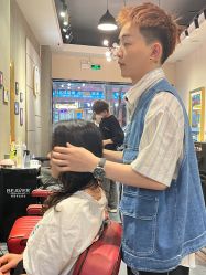 -P.R.O.salon 发哲