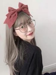 -时尚殿堂明星门店