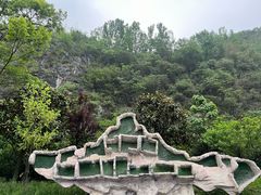 -高荡千年布依古寨旅游景区