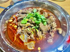 -大众跷脚牛肉馆·非遗传承单位(峨眉山店)