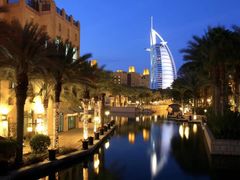 -迪拜帆船酒店海底餐厅