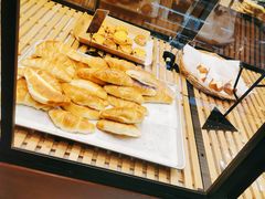 -Dough&Joe团憩(瑞虹天地月亮湾店)