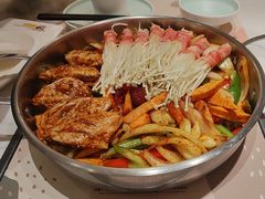-黄记煌三汁焖锅(新佳丽江汉路店)