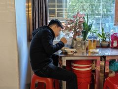 -猪脚洪隆江猪脚饭