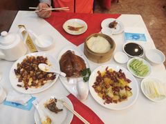 -九花山烤鸭店