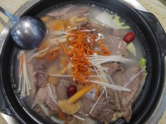 -九寨沟特色牦牛肉汤锅