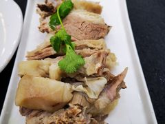 -伊源鼎盛餐饮服务有限公司