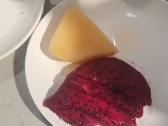 -汉金城海鲜烤肉自助百汇(威海威高广场店)