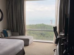 -青岛海尔洲际酒店