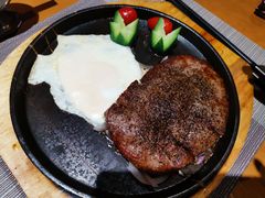 -戈尔登酒店·满堂彩咖啡厅