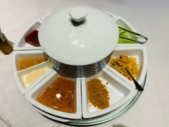 -羲和雅苑•北京烤鸭(陆家嘴中心店)