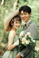 -雪中彩影婚纱摄影·微光艺术中心