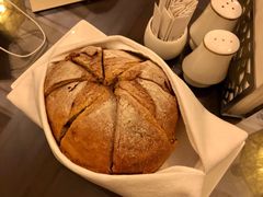 餐前面包-和平饭店茉·莉酒廊 Jasmine Lounge