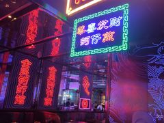 门面-钳真多钓虾馆·小龙虾海鲜烧烤(九六广场店)