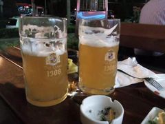 皇冠自酿啤酒坊-皇冠自酿啤酒坊(中国红街5号楼店)