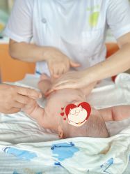 -菁幼月子会所(儿童医院店)