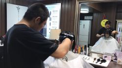 -构想时尚发型会所