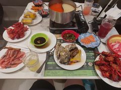 -金马门国际美食百汇(珞喻路店)