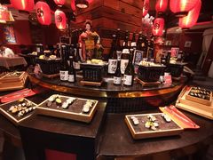 -四海一家自助餐(益田假日广场店)