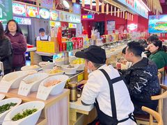 -八一好吃街·高品美食广场