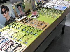 -斯维卡眼镜林·蔡司视觉合作店(青浦宝龙广场店)