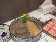 -旧街市鲜货老火锅(大光路店)