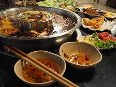 -邓莽子老火锅(中兴路总店)