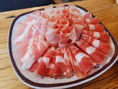 -毛辣果·贵州红酸汤牛肉火锅(西单店)