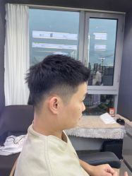 -藤野造型烫发染发