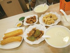-兄弟深夜豆浆