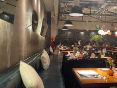 -银泰百货(厦门国贸中心店)