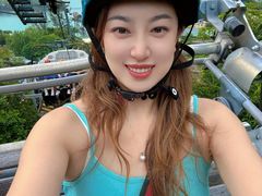 -圣淘沙天际线斜坡滑车